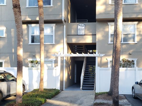 15215 Amberly Dr APT 208