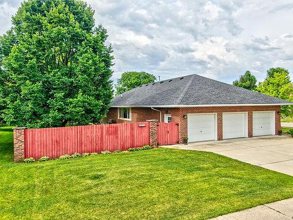 5th image of 1608 Dairy Ln