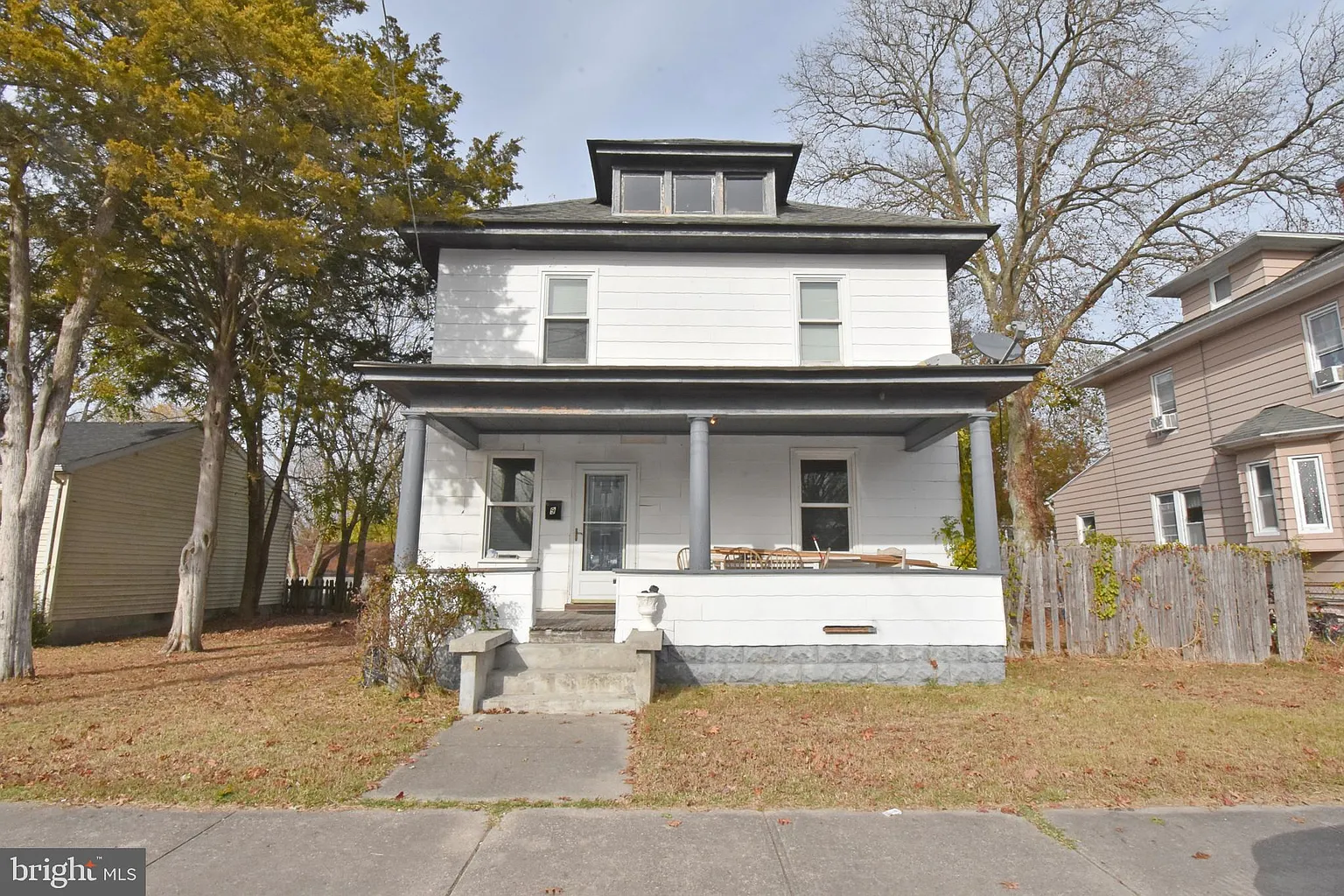9 W Pine St photo 1