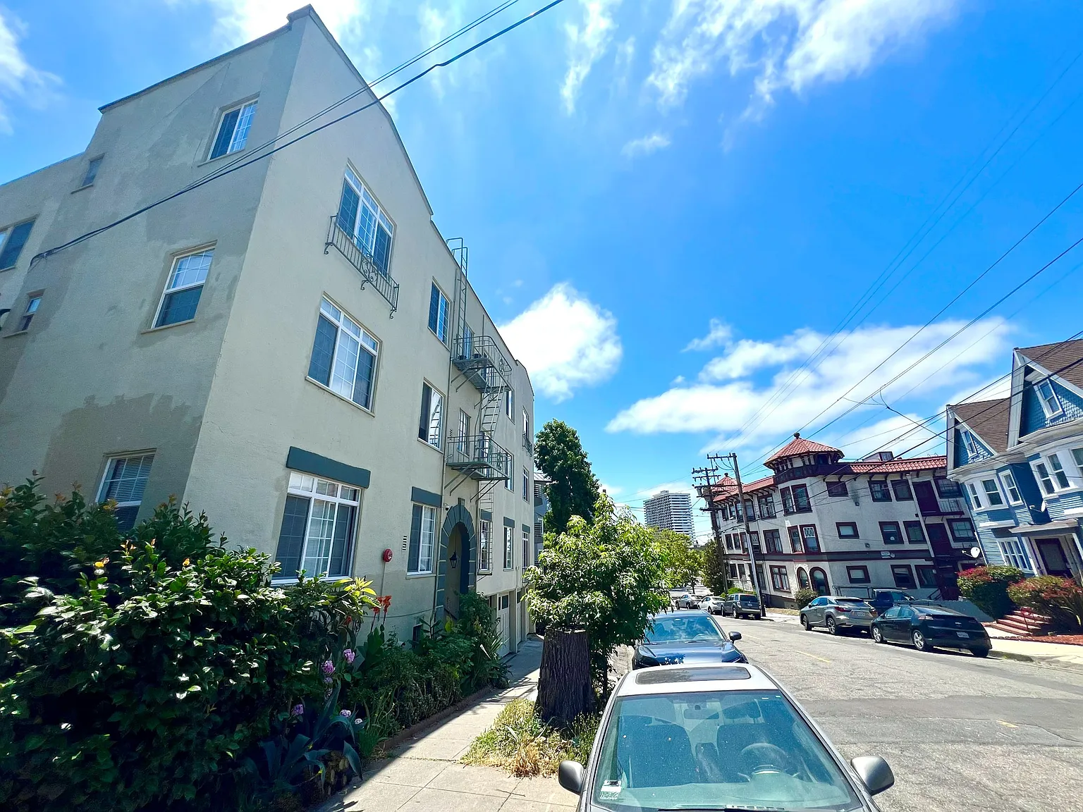 1 bed, 700 sqft, $1,995 — Photo 1