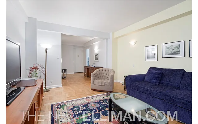 Rented by Douglas Elliman | media 6