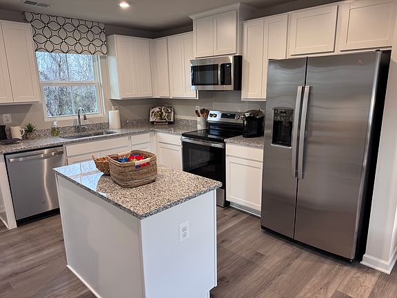 5th image of 2907 Orchard Ridge Ln