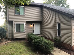808 Tabb Lakes Dr, Yorktown, VA 23693