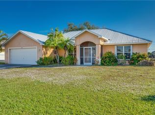 1901 SE 5th Pl, Cape Coral, FL 33990