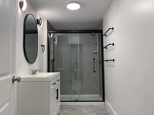 2 Rockview Ave #1 Photo 1