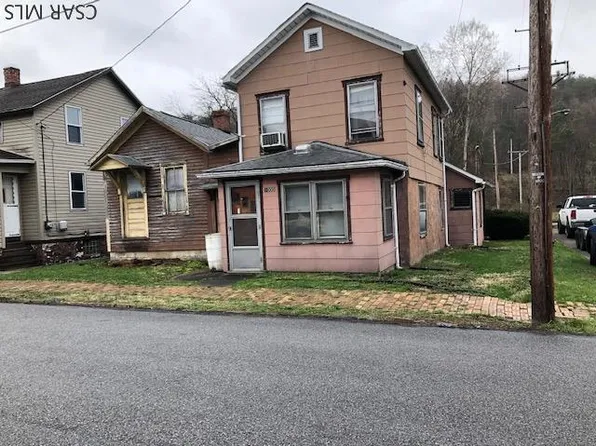 1000 17th St, Windber, PA 15963
