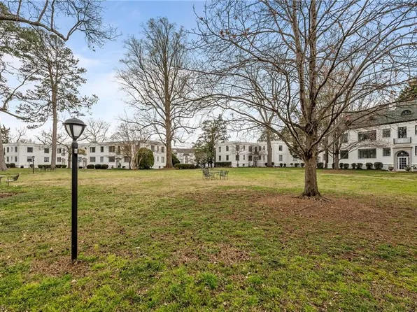 1700 N Elm St APT C4, Greensboro, NC 27408