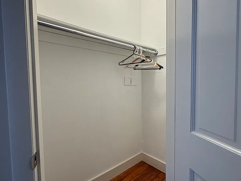 118 Union Park St #4 — Photo 7