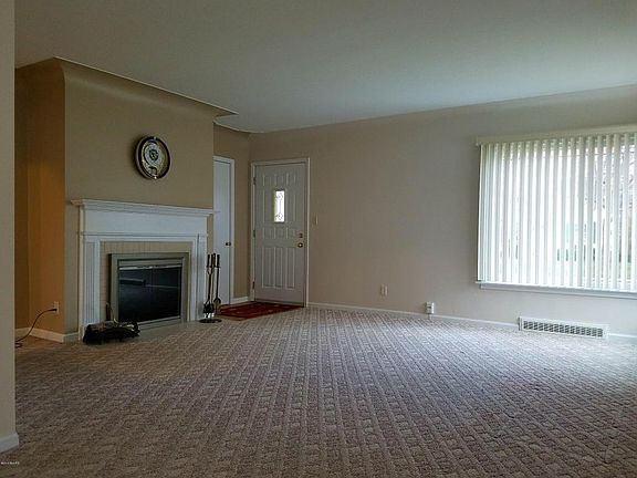 5th image of 2613 Belfast Ave SE