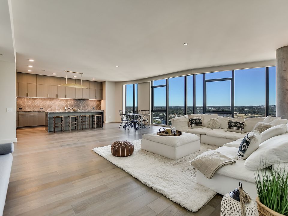 1st image of 202 Nueces St #2506
