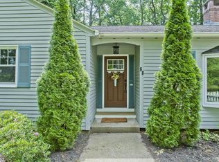 68 Westwood Dr, Westfield, MA 01085