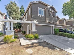 227 Washington Dr, Brentwood, CA