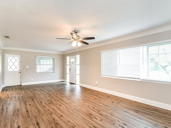 4th image of 515 S Nekoma Ave