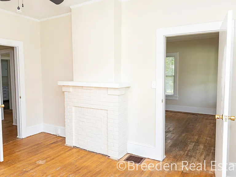 427 N Green St — Photo 11