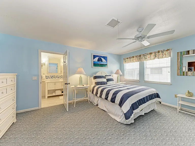 102 Palmetto Ave — Photo 24