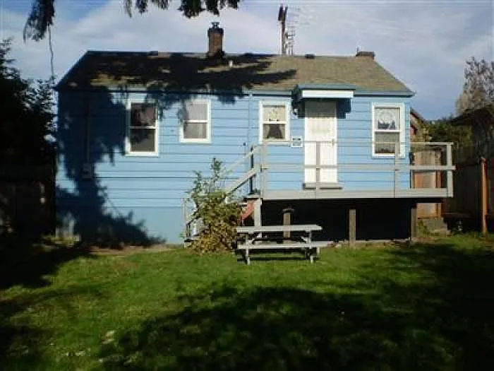 3207 S Edmunds Street — Photo 2