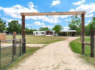 2051 Mills Way, Seguin, TX 78155