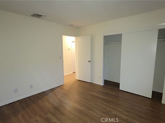 3rd image of 724 S Lakeland St