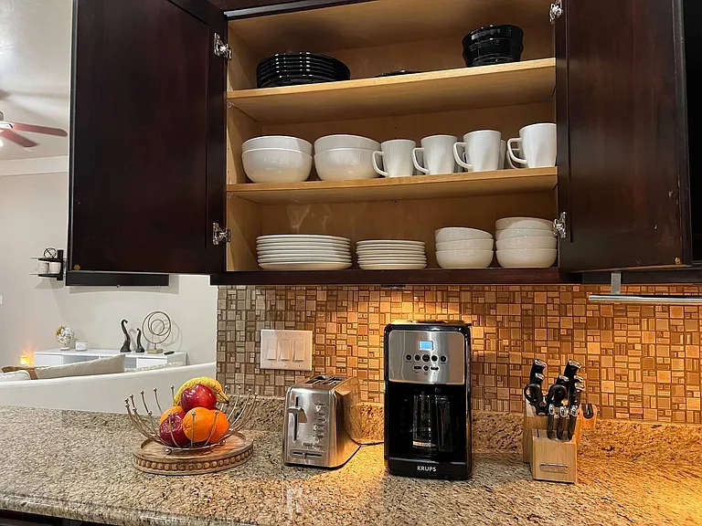 14258 Loma Esmeralda Dr — Photo 6