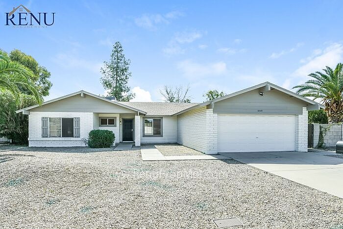 1st image of 3049 W Marconi Ave