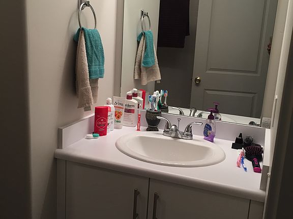 4th image of 1004 N 1090 W APT 203