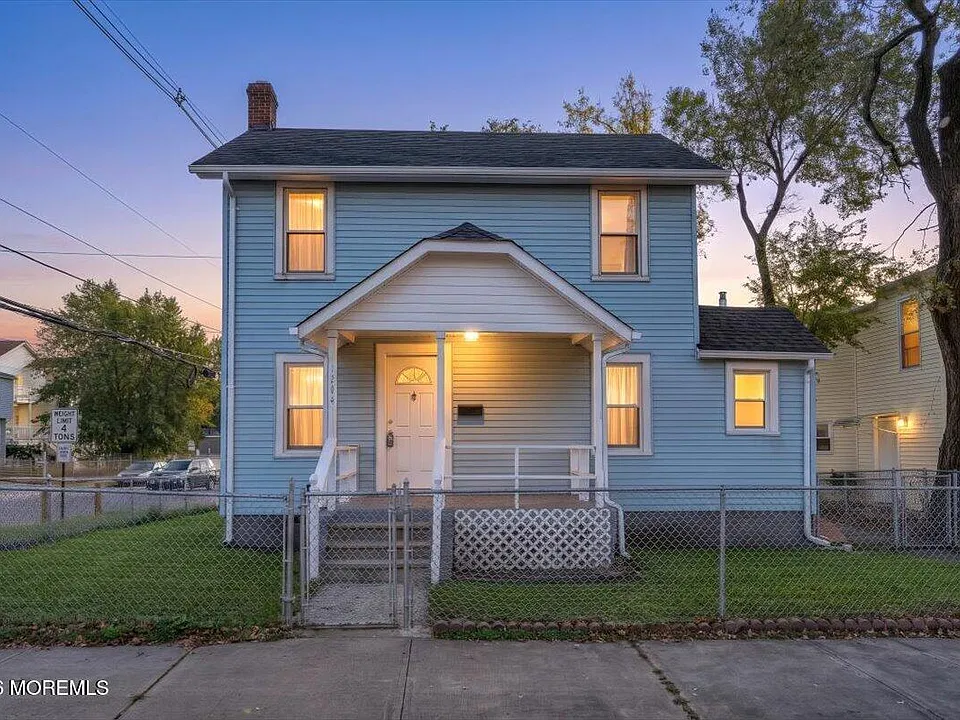 1204 Florence Ave