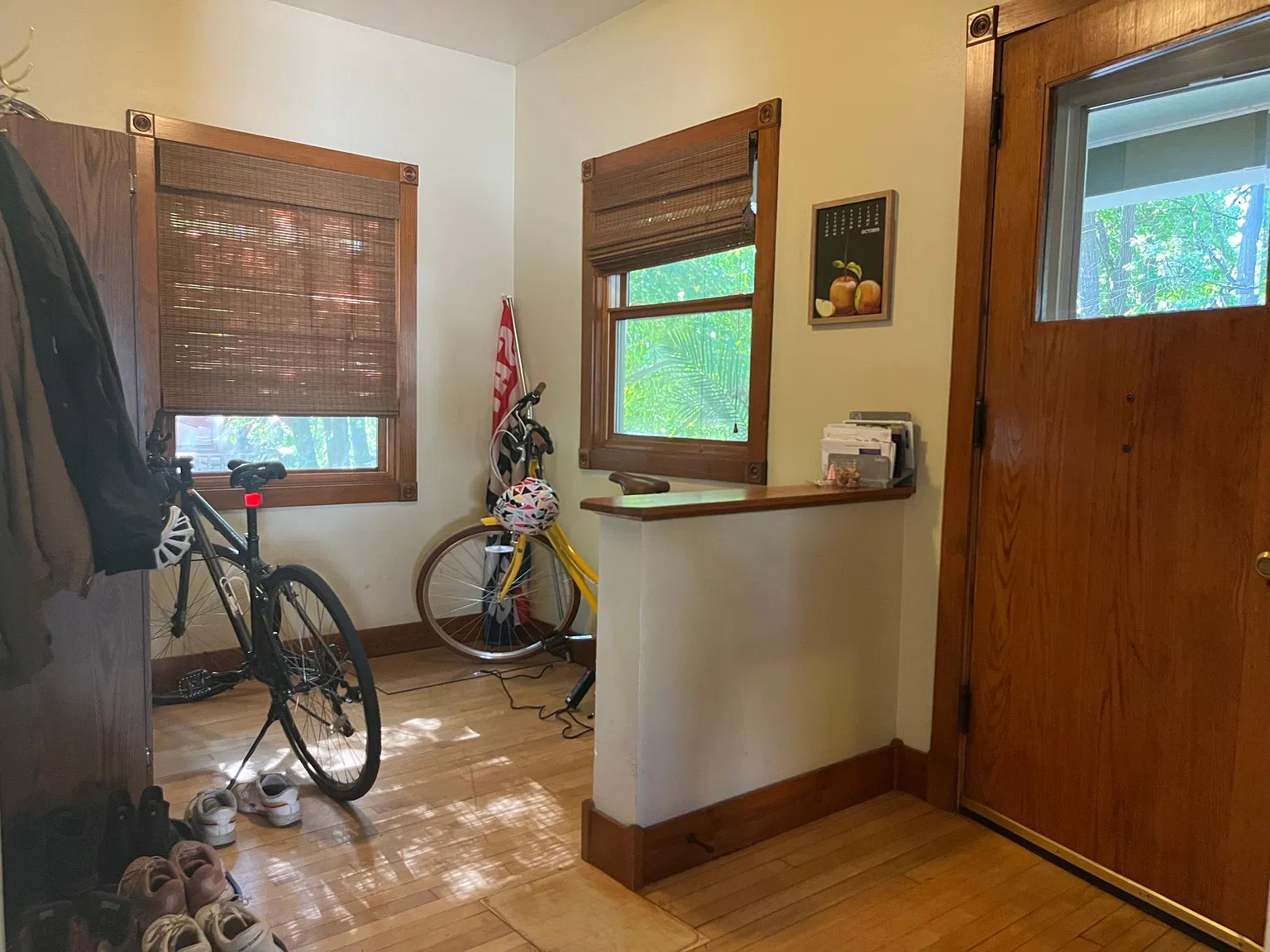 4 bed, 1621 sqft, $4,350 — Photo 2