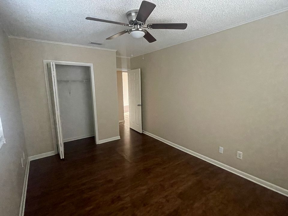 1st image of 2121 Gordon Ave