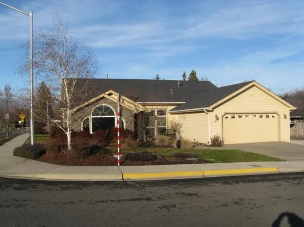 2690 Trinity Way, Grants Pass, OR 97527