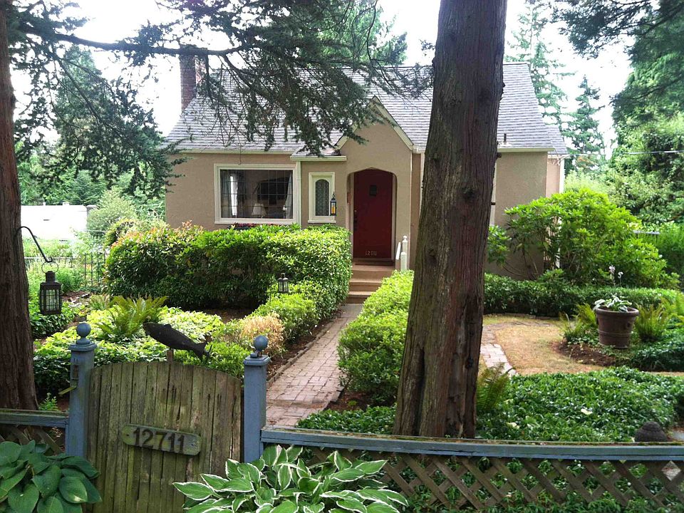 1st image of 12711 39th Ave NE