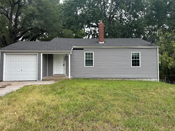 100 N New Florissant Rd, Florissant, MO 63031