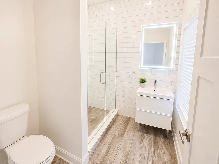 2992 N Lawndale Ave #1 — Photo 6