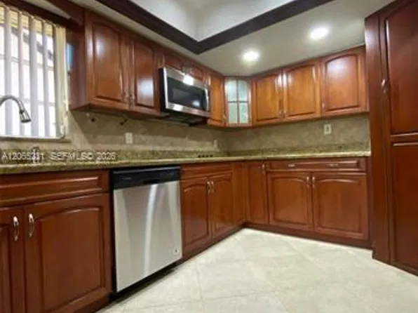 12432 SW 94th Ln #Townhouse 12432, Miami, FL 33186