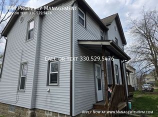 497 Sumner St, Akron, OH 44304