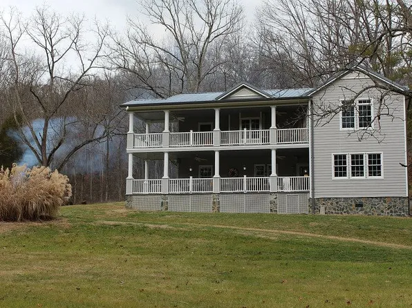 296 Stoney Point Rd, Kingsport, TN 37664