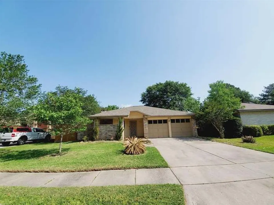 3322 Hartfield Ln