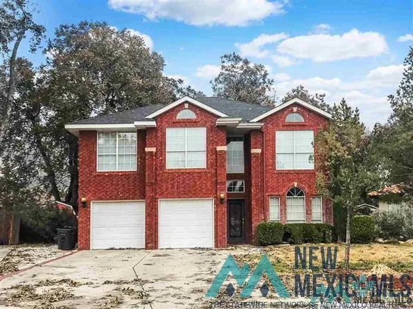 302 Farrell Dr, Carlsbad, NM 88220