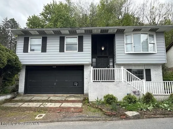 243 W High St, Nesquehoning, PA 18240