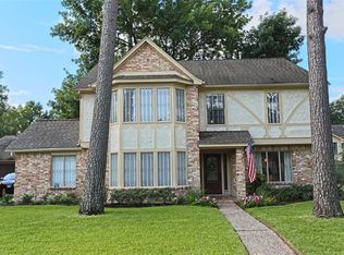 12031 Normont Dr, Houston, TX 77070