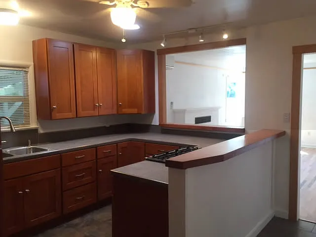 478 Ray Ln — Photo 23
