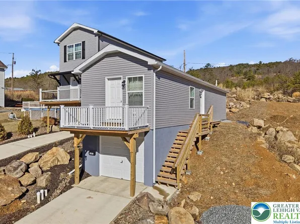 1021 Princeton Ave, Palmerton, PA 18071