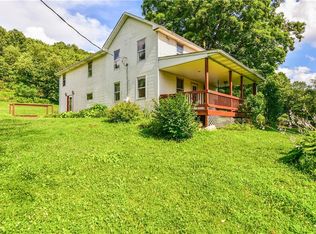 6542 Millrock Rd, Rogers, OH 44455