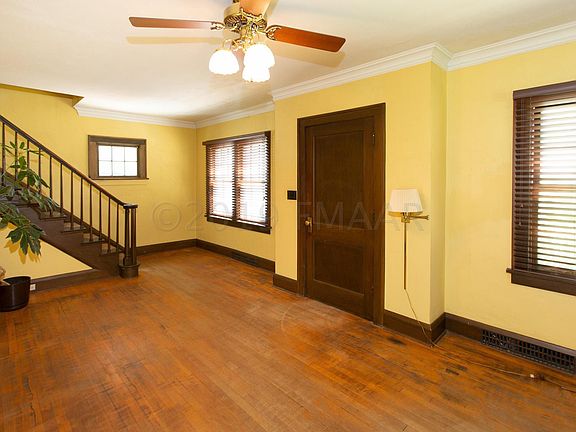 5th image of 510 5th Ave S
