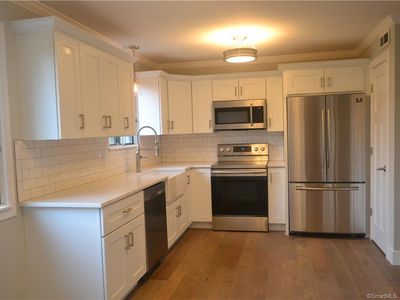 659 Heritage Vlg #B, Southbury, CT, 06488