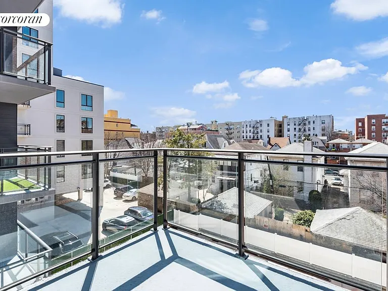 2218 Ocean Ave — Photo 4