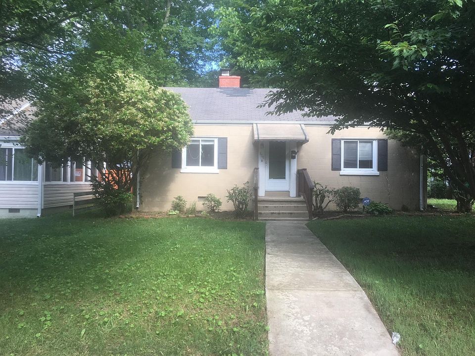 1st image of 808 W 49th St