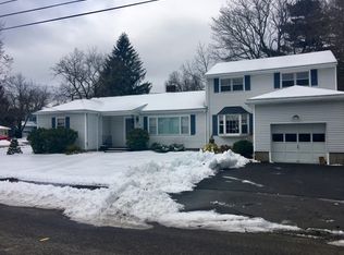 30 Summer St, Shrewsbury, MA 01545