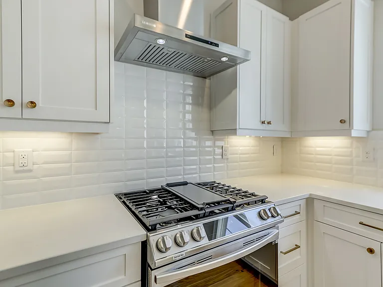 1107 Parkside Greenway Dr — Photo 14