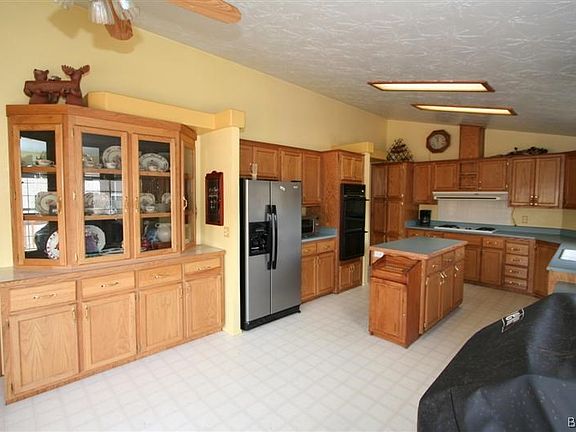4th image of 46807 Skyview Dr