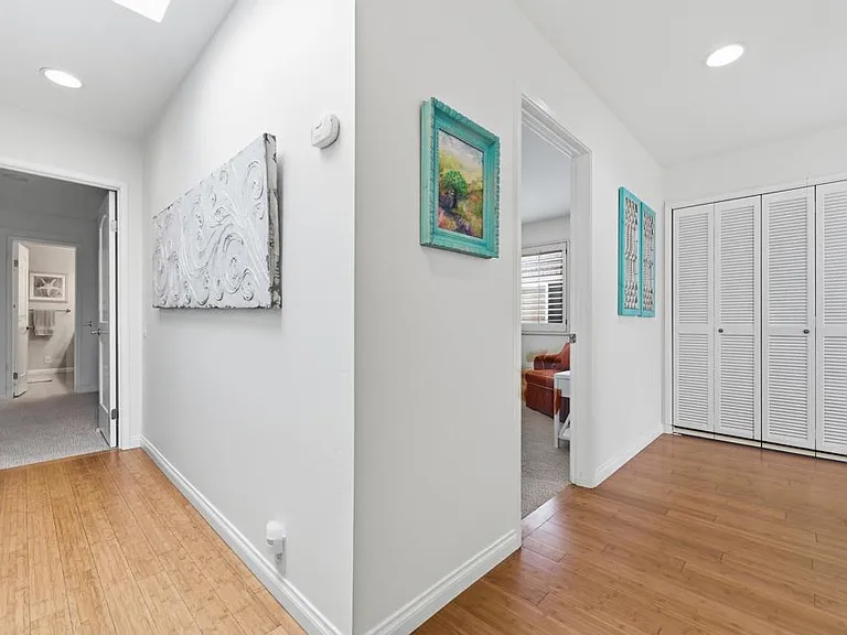 48 Antigua Ct — Photo 23